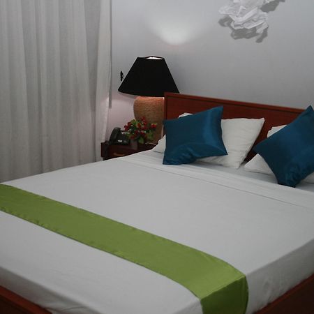 Blue Gum Hotel Ja-Ela Εξωτερικό φωτογραφία