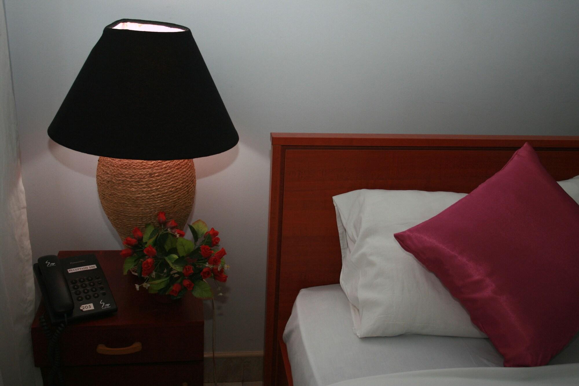 Blue Gum Hotel Ja-Ela Εξωτερικό φωτογραφία