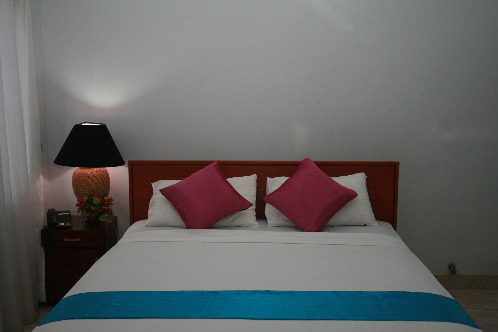 Blue Gum Hotel Ja-Ela Εξωτερικό φωτογραφία